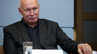 Apinis satraukts par Rīgas teritorijas plānojuma un "Rail Baltica" ietekmi uz pacientu nogādāšanu slimnīcās