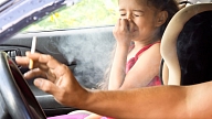 Kā pasīvā smēķēšana ietekmē bērna veselību?

