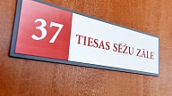 Tiesa turpinās skatīt Bērnu slimnīcas kukuļošanas krimināllietu