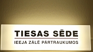 Uz nākamo tiesas sēdi par Jelgavas poliklīnikas vadītājas Zīvertes krimināllietu atkārtoti aicinās lieciniekus