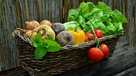 Uztura speciāliste: Latviešiem ir jāēd pēc iespējas vairāk zaļumu un dārzeņu
