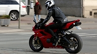 Vakar Ķekavas novadā nenoskaidrotos apstākļos apgāzies un gājis bojā motociklists