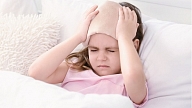 Bērnam galvassāpes: Kas būtu jāzina vecākiem?

