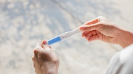 Cik droša ir medicīniskā apaugļošana COVID–19 laikā?