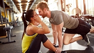 Kā ar sportiskām aktivitātēm var stiprināt pāra attiecības? Iesaka psihoterapeite