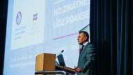 Bērnu slimnīcas konferencē eksperti dalās ar zināšanām par jaunumiem bērnu veselības aprūpē