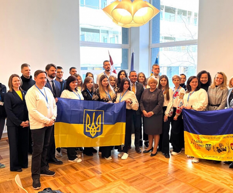 Latvija dalās pieredzē ar Ukrainas medicīnas speciālistiem – Vaivari uzņem ciemos mediķu delegāciju