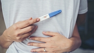 NVD: Valsts apmaksātu medicīniskās apaugļošanas pakalpojumu var saņemt bez gaidīšanas rindā