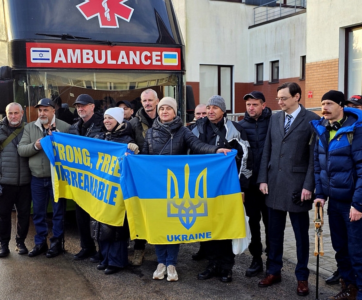 Latvijas mediķi turpina sniegt atbalstu Ukrainai – Austrumu slimnīcā uzņem 29 ievainotos karavīrus