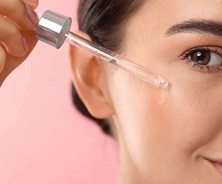 Hialuronskābe – sabiedrotais mitrināšanā un atjaunošanā