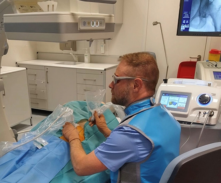 Stradiņa slimnīca piedāvā jaunu iespēju cīņā ar hroniskām locītavu sāpēm