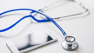 Informē par medicīniskās palīdzības saņemšanas iespējām valsts svētku brīvdienās