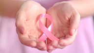 8 simptomi, kas var liecināt par krūts vēzi