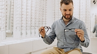 Optometriste: Neatbilstošu briļļu lietošana var radīt redzes pasliktināšanos