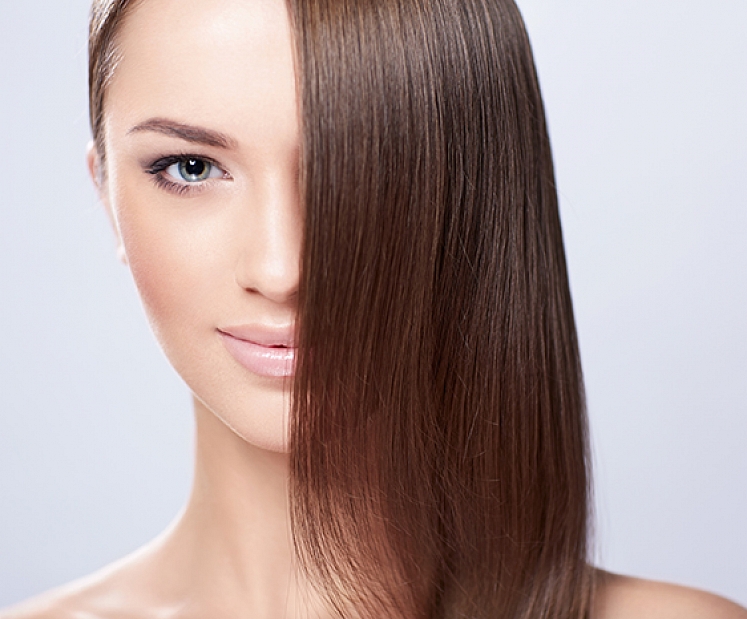 Aptiekas kosmētika, dermatoloģija un kopšana mājās: kas patiešām darbojas un kas ir tikai mārketings