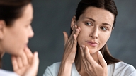 4 padomi sejas ādas pietūkuma mazināšanai