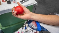 Šodien aicina ziedot asinis orgānu transplantācijas un sirds operāciju veikšanai