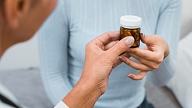 VM: Pārņem ES prasības zāļu klīnisko pētījumu jomā un pastiprina pacienta aizsardzību