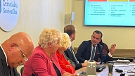 VM: Saeimas deputātus informē par veselības nozares budžeta projektu