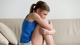 Klaustrofobija: Simptomi, cēloņi un ārstēšana

