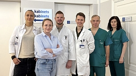 Stradiņa slimnīcā pirmo reizi Latvijā veikta inovatīva operācija limfedēmas riska mazināšanai pēc paduses limfmezglu izņemšanas 