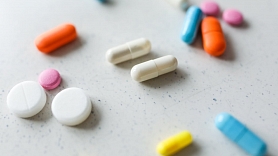 VM: Ministru kabinets apstiprina jauno zāļu uzcenojumu modeli, kas būtiski samazinās iedzīvotāju izdevumus par medikamentiem