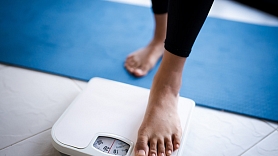 Fizioterapeits brīdina: mazkustīgums baro aptaukošanos un slimības 