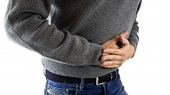 10 simptomi, kas var liecināt par kuņģa čūlu

