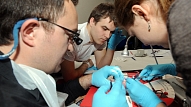 Bērnu slimnīcā endoskopijas manipulāciju veikšanā apmācīs 30 jaunos ārstus