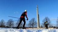 Rīgā divi slēpotāji guvuši smadzeņu satricinājumu