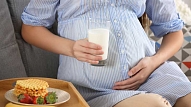Uzturs grūtniecības laikā – ko ēst un no kā labāk izvairīties?

