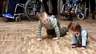 Vecāki Kurzemē aicināti pieteikties bezmaksas sociālās rehabilitācijas pakalpojumiem bērniem ar funkcionāliem traucējumiem