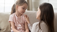 Cik bieži un kāpēc vecākiem būtu jāatvainojas bērniem? Skaidro psiholoģe