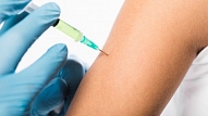 Strauji pieaudzis iedzīvotāju pieprasījums pēc pretgripas vakcīnas

