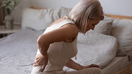 Trauslo kaulu slimība – osteoporoze: Kas par to jāzina ikvienā vecumā?
