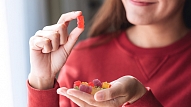 Vai saldumu kāri var kontrolēt? Ekspertu ieteikumi veselīgākai ikdienai