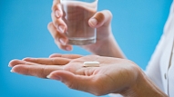 Kad lieto paracetamolu un ibuprofēnu saturošus līdzekļus? Skaidro klīniskā farmaceite