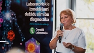 Svinīgi atvērta grāmata "Laboratoriskie izmeklējumi dažādu slimību diagnostikā"