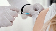 SPKC speciālisti aicina iedzīvotājus neatlikt vakcināciju pret gripu un Covid-19
