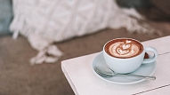 Vai kafija un tēja sniedz ieguvumus mūsu veselībai? Stāsta uztura speciāliste un farmaceite