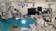 Jaunā 3D ierīce ļauj Bērnu slimnīcas ķirurgiem veikt vēl vienu unikālu operāciju Baltijā