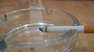 Aptauja: 44% iedzīvotāju smēķētājiem ir aizrādījuši par smēķēšanu sabiedriskā vietā