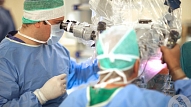 Bērnu slimnīca par 30 000 eiro saņēmusi inovatīvu ierīci veiksmīgākai pacientu ārstēšanai