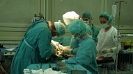 KNAB uzsācis kriminālprocesu pret ķirurgu par kukuļa pieprasīšanu