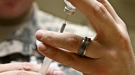 Latvijā neizmanto, iespējams, nāvējošo "Novartis" gripas vakcīnu