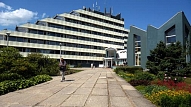 Slimnīcām piešķirs gandrīz 40 000 eiro kompensāciju saistībā ar "Maxima" traģēdijā cietušo ārstēšanu