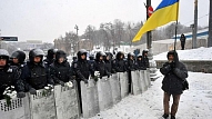 Ukrainas protestos cietušais Latvijā ārstē smagu acs traumu
