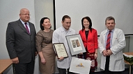 Ziemeļkurzemes reģionālās slimnīcas labākā ārsta titulu iegūst ķirurgs Jurijs Krupnovs