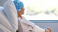 Vēža pacienti ceļ trauksmi par augstajām ārstēšanas izmaksām