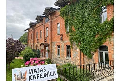 Dēseles Dzirnavas, kafejnīca